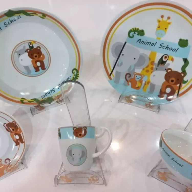 سرویس چینی 5 پارچه غذاخوری کودک برند لورین طرح باغ وحش